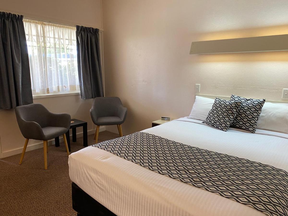 Ben Hall Motor Inn Forbes Eksteriør bilde