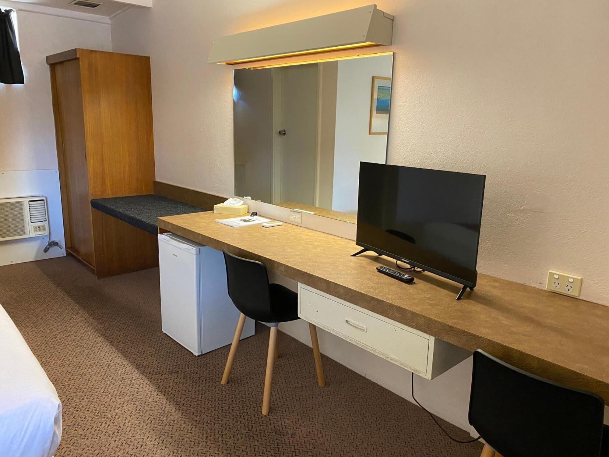 Ben Hall Motor Inn Forbes Eksteriør bilde