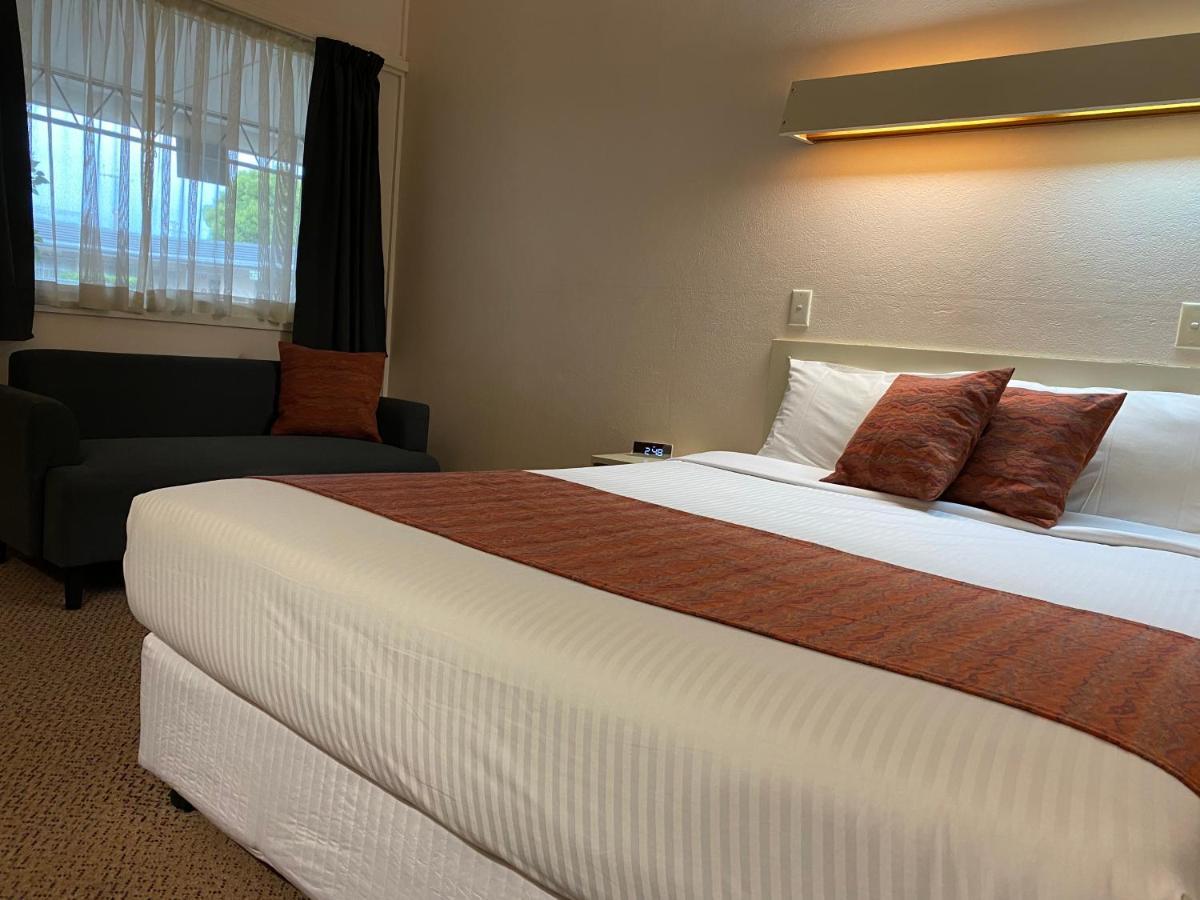 Ben Hall Motor Inn Forbes Eksteriør bilde